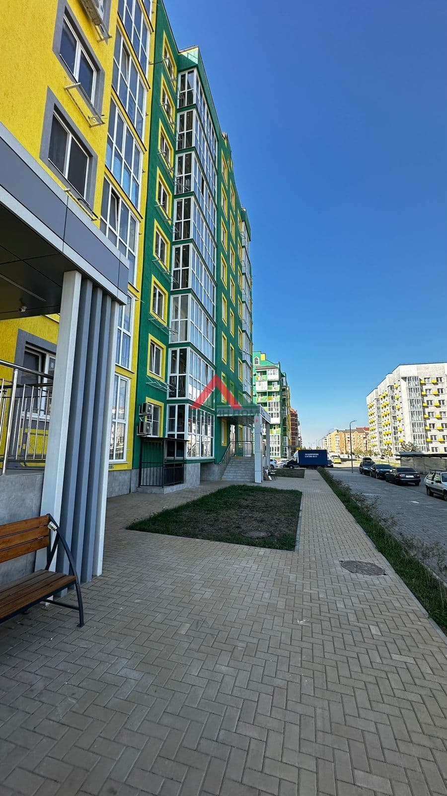 Квартира-студия, ул Карпатская, 5