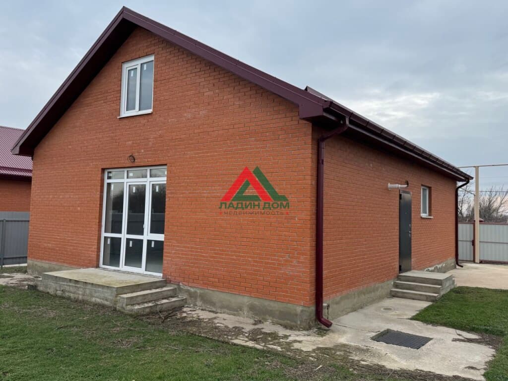 Дом с участком — фото 3