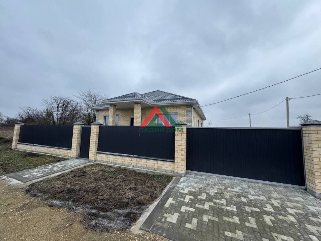 Дом с участком — фото 4
