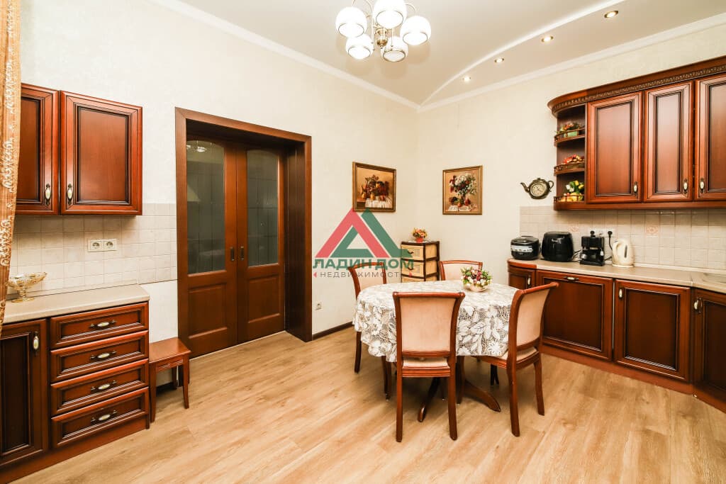 Дом с участком — фото 4