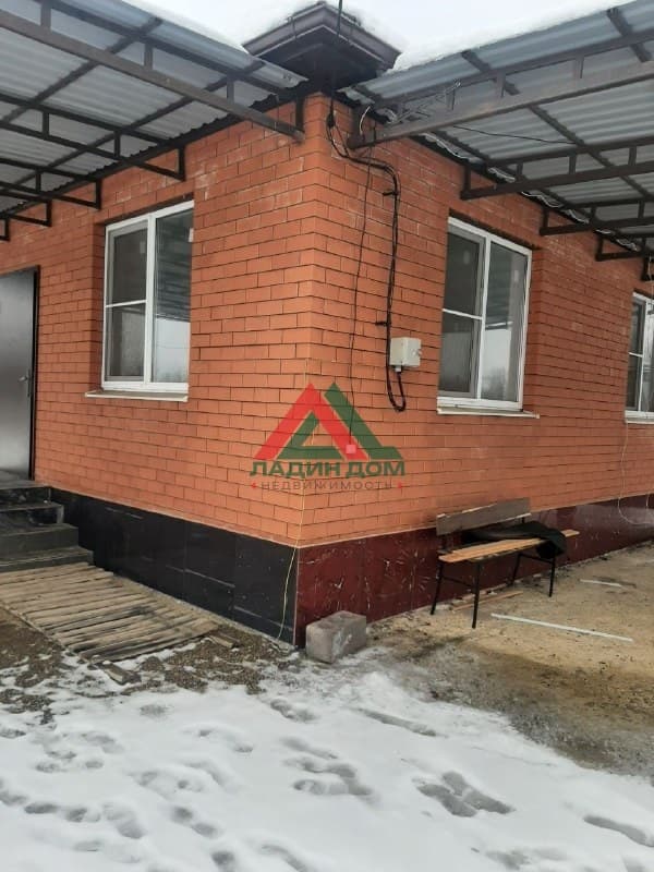 Дом с участком, ул Хатита Махмуда, 7б