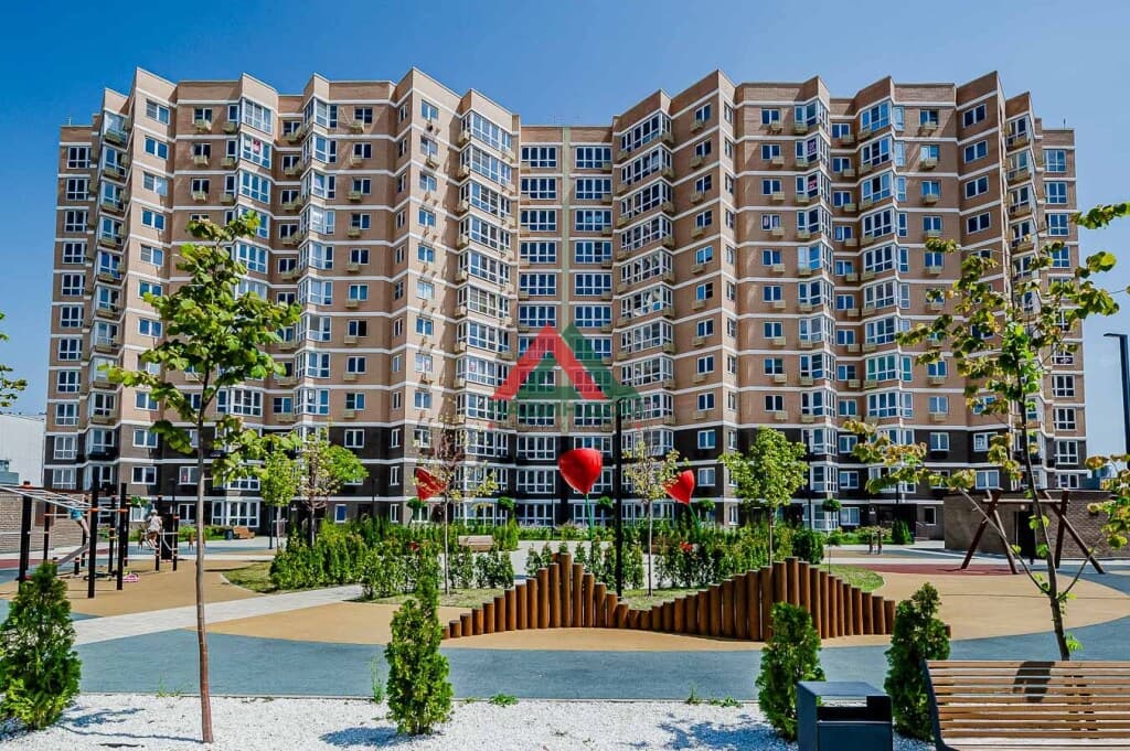 3-комнатная квартира — фото 1