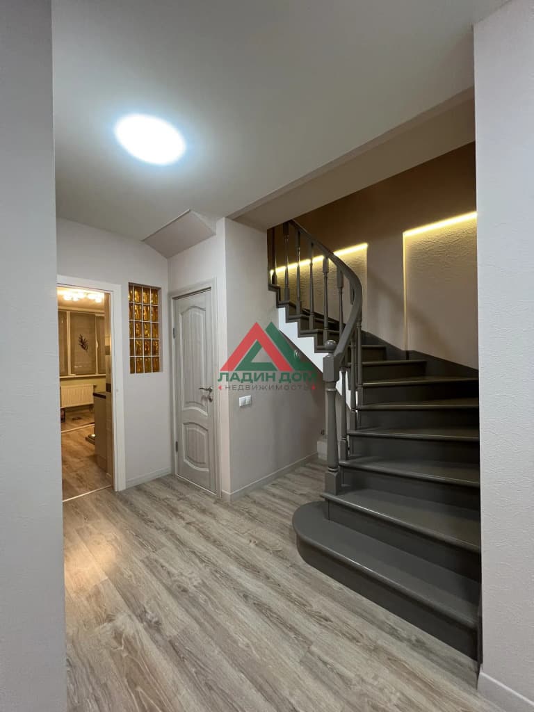 5-комнатная квартира, ул Зиповская, 4/3