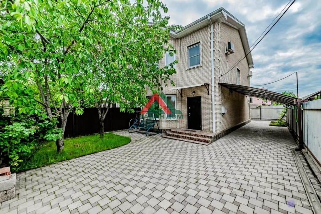 Дом с участком — фото 3