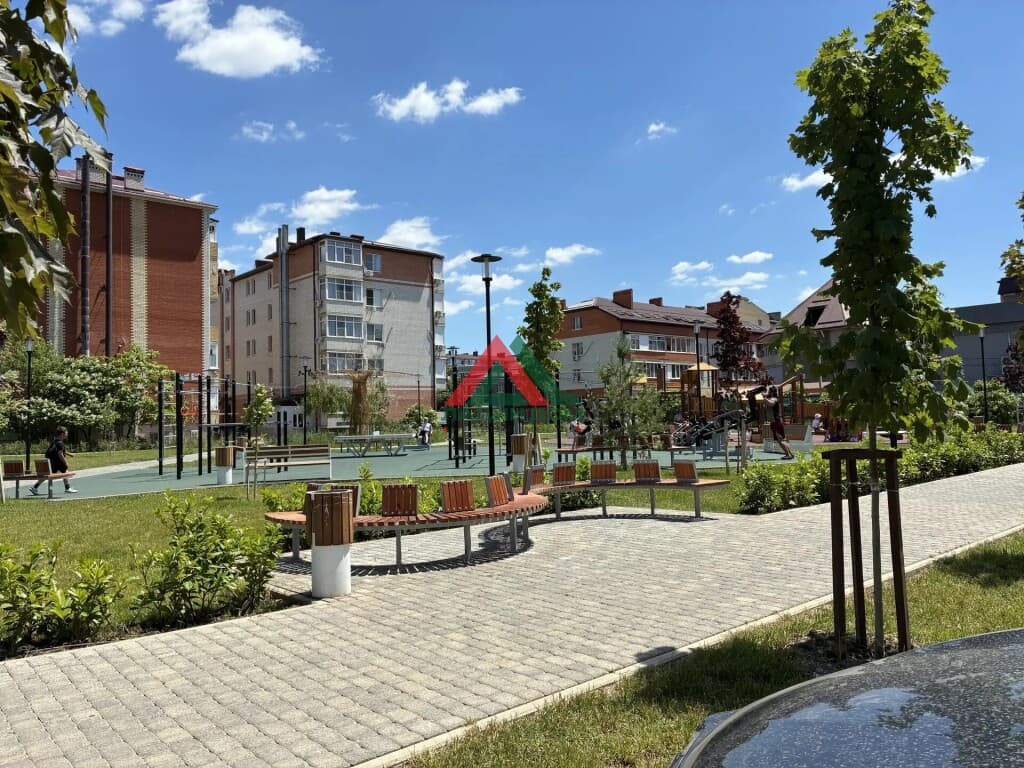 1-комнатная квартира, ул Парижская, 5/1