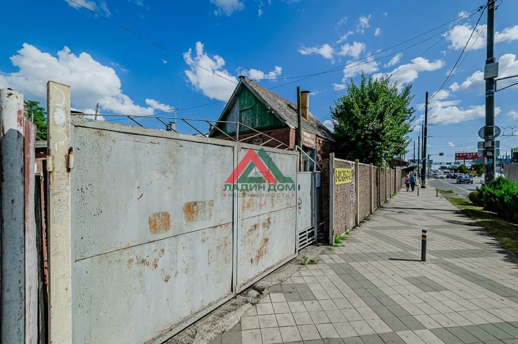 Дом с участком — фото 4