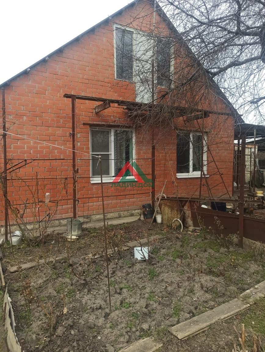 Дом с участком — фото 3