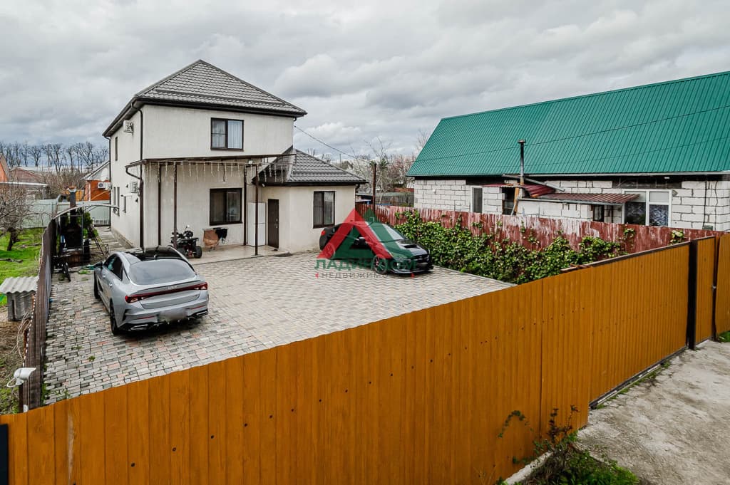 Дом с участком, 