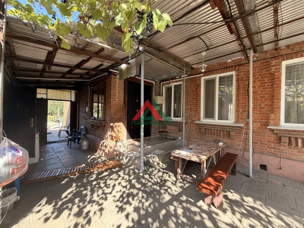 Дом с участком, ул Российская, 87