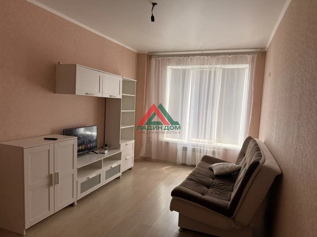 1-комнатная квартира, ул Первомайская, 40