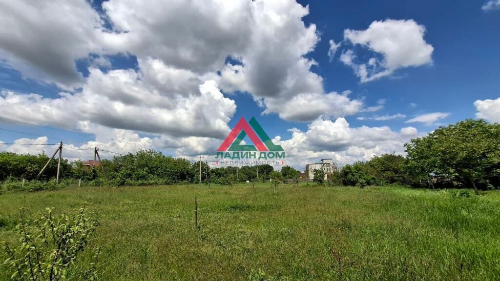 Участок, ул Приозёрная, 709