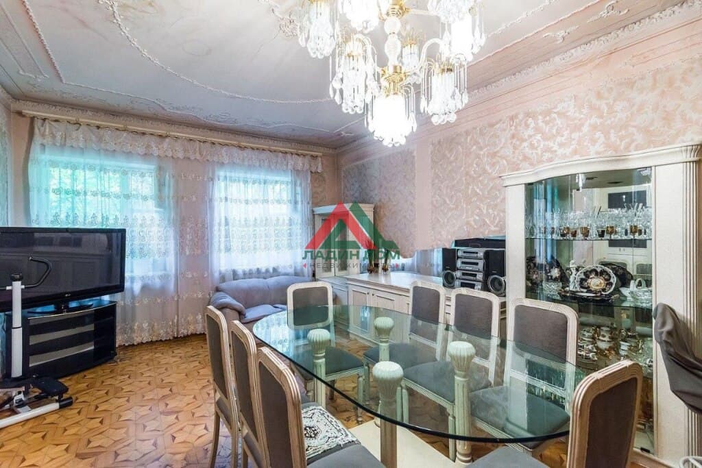 Дом с участком — фото 4