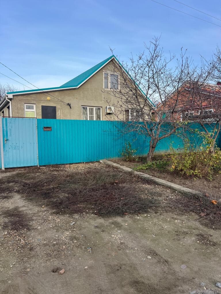 Дом с участком — фото 1