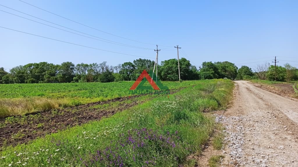 Участок,